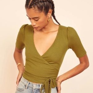 NWOT Reformation Jeans Rosebud top